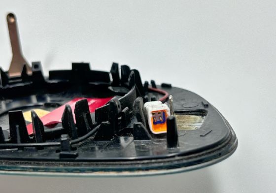 SZKŁO LUSTERKA ZEWNĘTRZNEGO - BEZ ELEKTROCHROMU - PREMIUM - EKSPORT - PRAWE 1521796-00-A