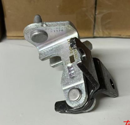 Tesla Model 3 lewy górny zawias tylnych drzwi 1091333-00-F 2017-2023