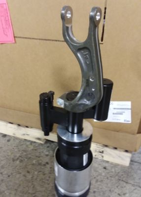 Tesla Model X przedni lewy moduł sprężyny powietrznej 1027061-00-D Stop aluminium