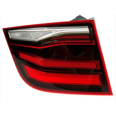 Xiaopeng P7I Prawo LED tylne światła łącznikowe światło tylne zestaw C 7305002EF1-00-04