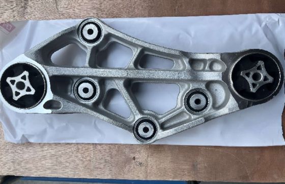 Tesla Model X Ramię reakcji momentu obrotowego 1500 N*m SDU-F 2015-2021