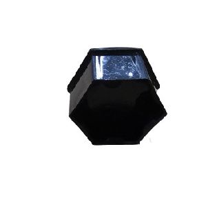 Błyszcząca czarna osłona nakrętki koła Tesla 22mm ABS Plastik 5x5x3cm