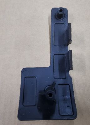 Tesla Model X 2021 Lewy uchwyt światła mgłowego 18x9x5cm Czarny ABS