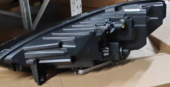 Tesla Model X LED 1034317-00-C światło główne prawo LH Kierowca 2015-2019