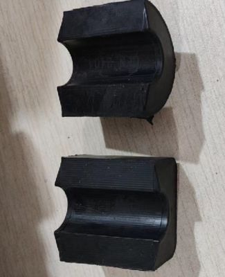 Przedni stabilizator bar Split Bushing For Tesla Model S ((2012-2015) 1188487-00-D